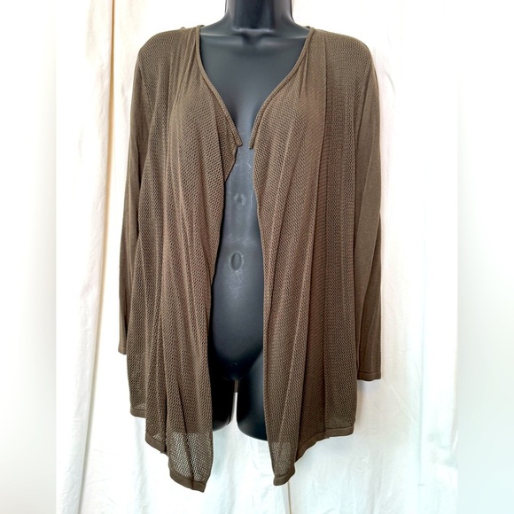 "August Silk" Women's L Viscose Asymmetrical Sweater Olive Green Lightweight - Picture 1 of 5